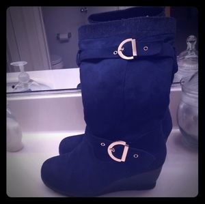 Navy blue suede Sheikh boots